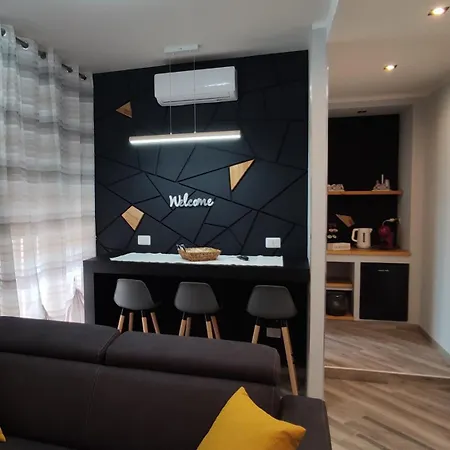 Le Casette Di Gina Apartment